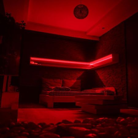 Excentric Studio 1 Брашов Екстериор снимка