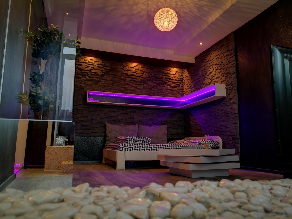 Excentric Studio 1 Брашов Екстериор снимка