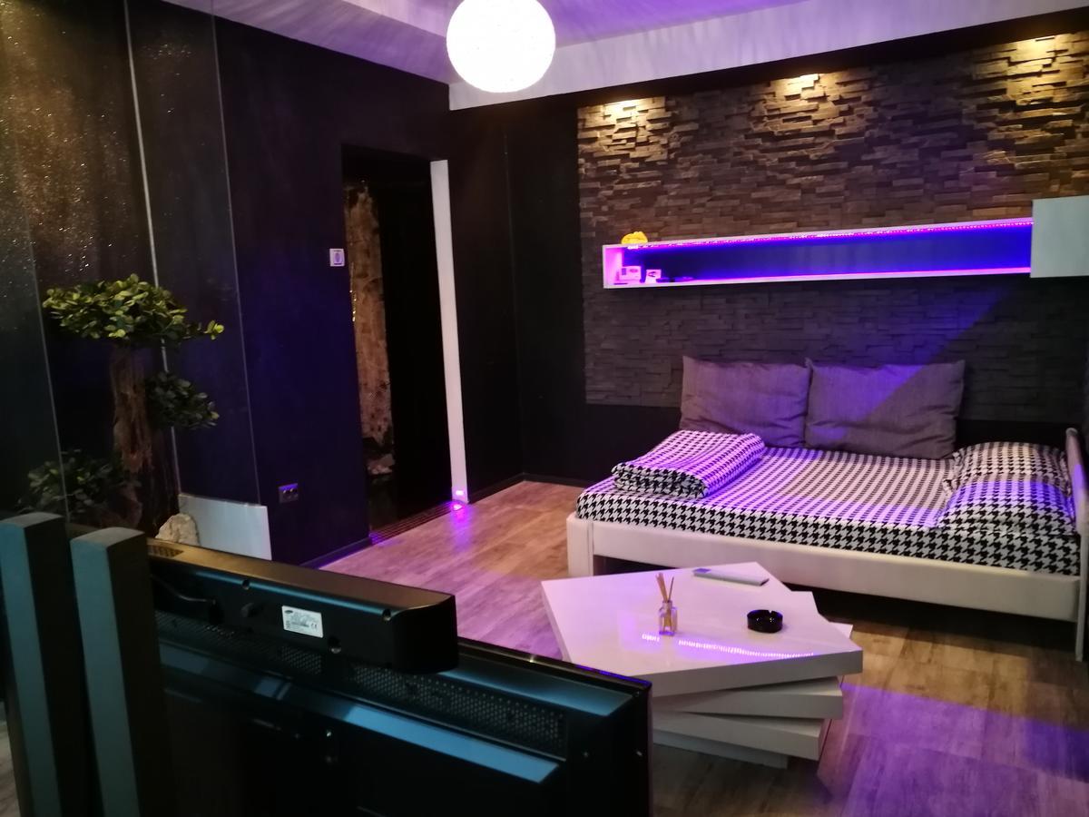 Excentric Studio 1 Брашов Екстериор снимка