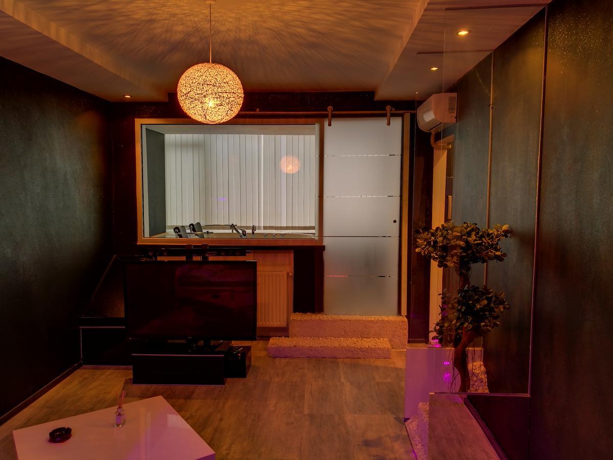 Excentric Studio 1 Брашов Екстериор снимка